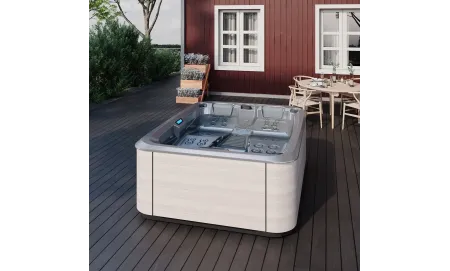 Spa Touch , kleiner Whirlpool im Freien - Aquavia Spa