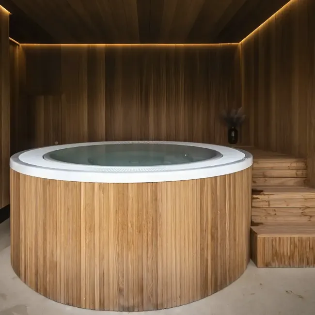Spa Bali , jacuzzi profissional para 9 pessoas - Aquavia Spa