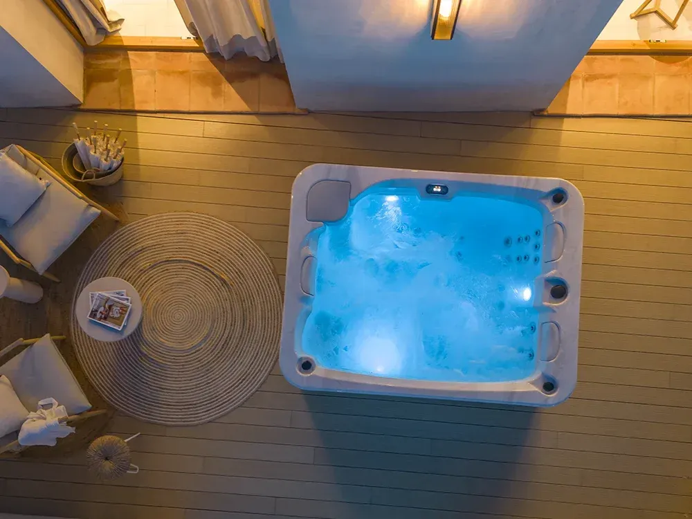 Acquista minipiscine , jacuzzi e vasche idromassaggio - Aquavia Spa