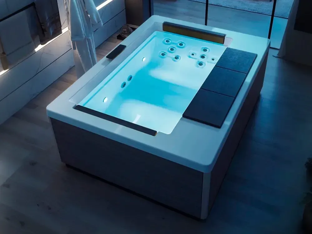 Gamma City: Jacuzzi-uri compacte și moderne pentru spații urbane